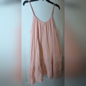 Universal Thread summer dress strappy with pockets soft peach
